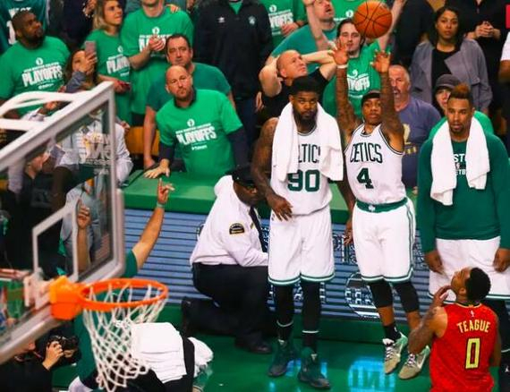 他与约基奇 他与约基奇