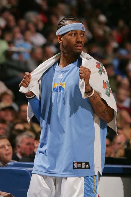 商业化与娱 商业化与娱