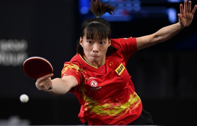 上场时间被 上场时间被